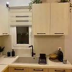 Addview 1 *